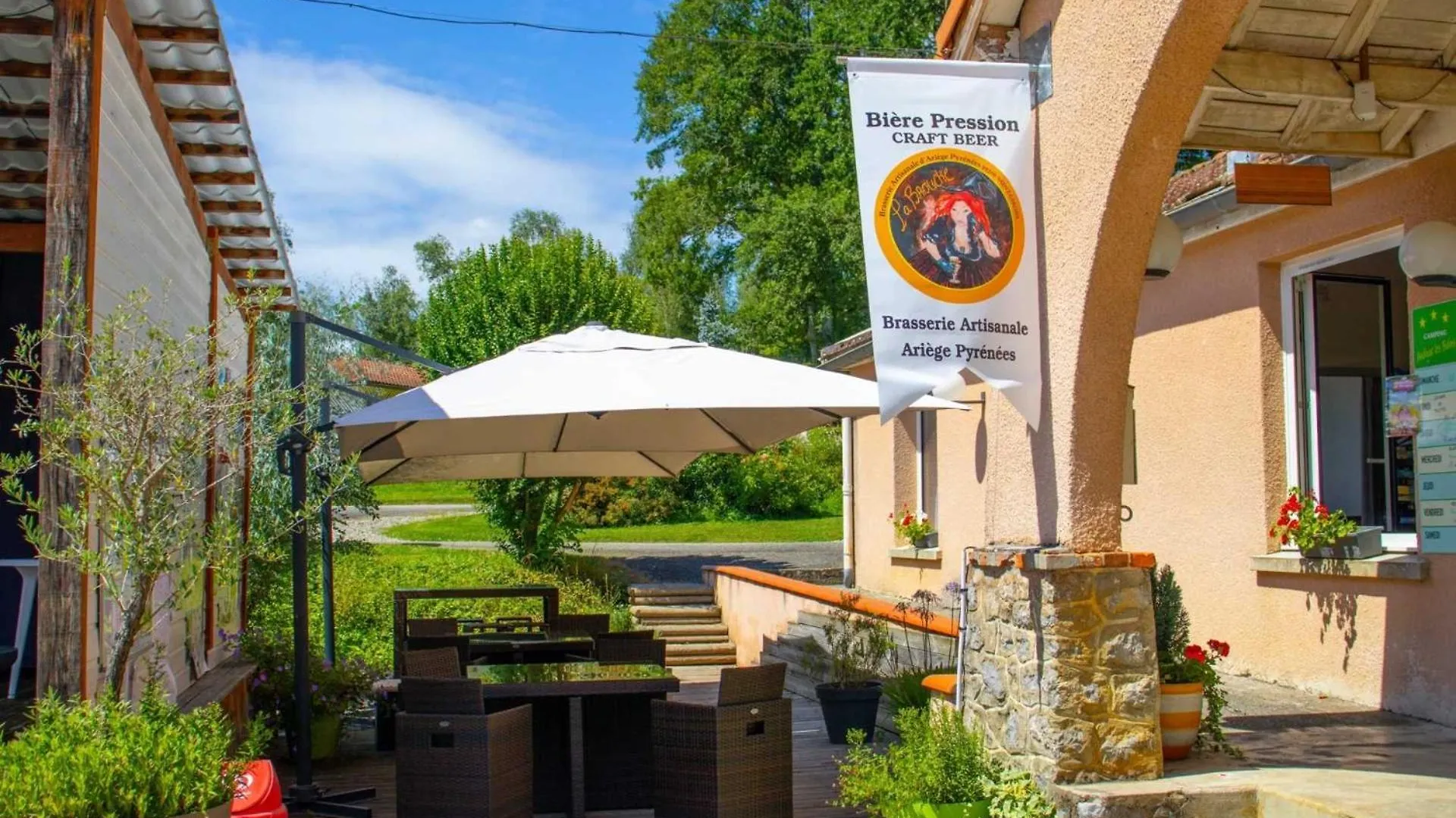Camping - Piscine - Ccbaieb Montjoie-en-Couserans France