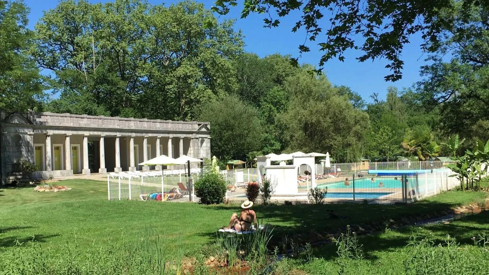 Campsite Camping - Piscine - Ccbaieb Montjoie-en-Couserans France