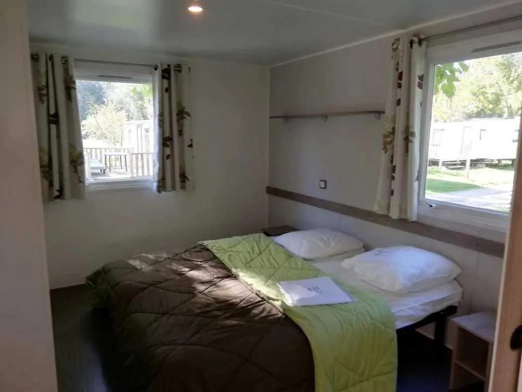 Camping - Piscine - Ccbaieb Montjoie-en-Couserans